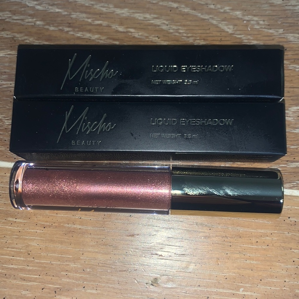 Mischo beauty liquid eyeshadow